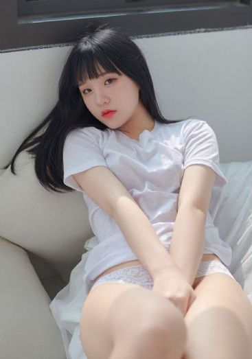 善良的女秘书的目地