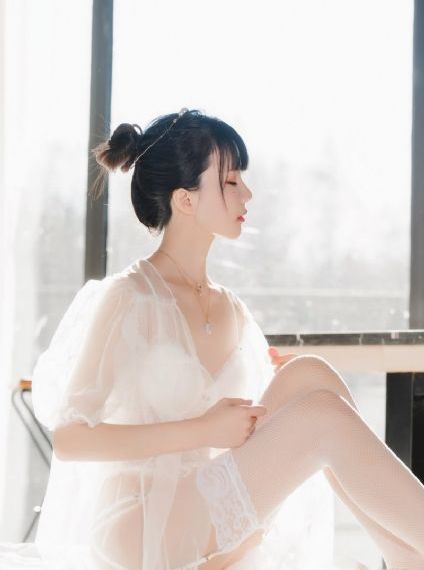 《年轻的护士1》在线观看视频